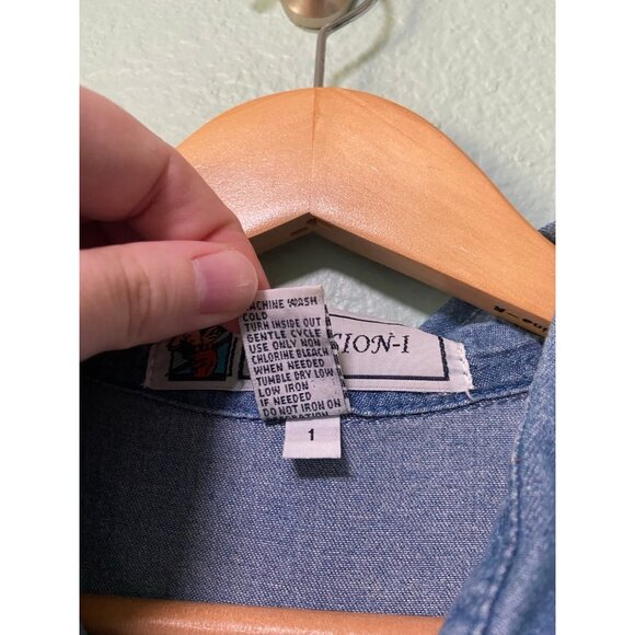 Vintage Passion‎ Women's Red Blue & White Flag Denim Button Up Shirt Size XL - Picture 7 of 9